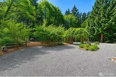 308 Ridgelawn Place, Camano Island, WA 98282 - Photo 12