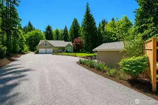 308 Ridgelawn Pl, Camano Island, WA 98282 - Photo 8