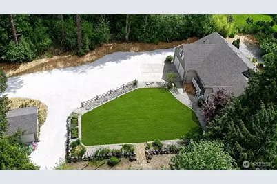 308 Ridgelawn Place, Camano Island, WA 98282 - Photo 4
