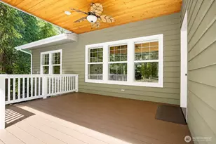 308 Ridgelawn Pl, Camano Island, WA 98282 - Photo 18