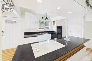 801 9th Ave NW, Puyallup, WA 98371 - Photo 8