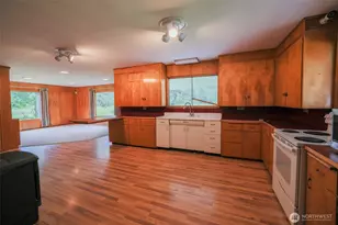 38013 US-2, Sultan, WA 98294 - Photo 6