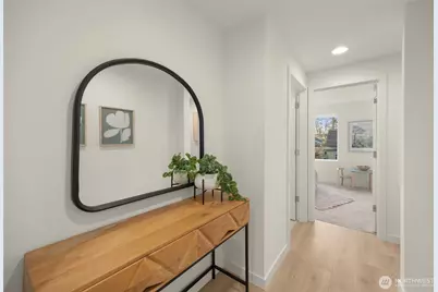 8327 A 12th Avenue NW, Seattle, WA 98117 - Photo 10