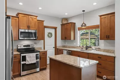 5124 NW Cannon Circle, Silverdale, WA 98383 - Photo 14