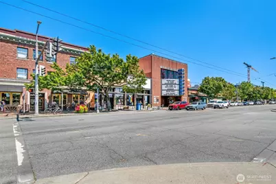 6747 15th Avenue NW, Seattle, WA 98117 - Photo 32