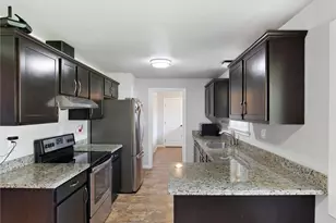 2802 S 304th St, Federal Way, WA 98003 - Photo 10