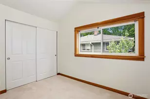 9243 35th Ave SW, Seattle, WA 98126 - Photo 10