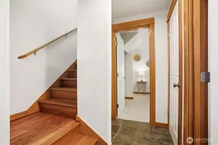 9243 35th Ave SW, Seattle, WA 98126 - Photo 12