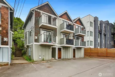 9243 35th Avenue SW #C, Seattle, WA 98126 - Photo 18