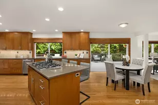 5889 NW Lac Leman Dr, Issaquah, WA 98027 - Photo 4