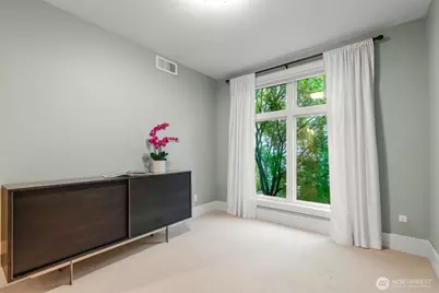 1 Ward Street #C, Seattle, WA 98109 - Photo 20