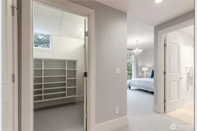 1 Ward Street #C, Seattle, WA 98109 - Photo 16
