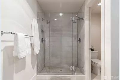 1 Ward Street #C, Seattle, WA 98109 - Photo 18