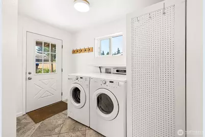 1702 S 94th Street, Tacoma, WA 98444 - Photo 12