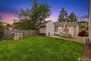106 N 100th St, Seattle, WA 98133 - Photo 24