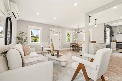 106 N 100th Street, Seattle, WA 98133 - Photo 4