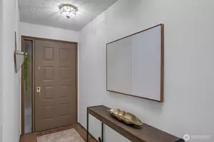 601 S 227th St, Des Moines, WA 98198 - Photo 6