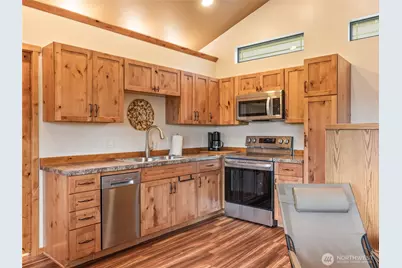 335 Tog Road, Brinnon, WA 98320 - Photo 34