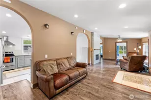 8324 Golden Valley Blvd, Maple Falls, WA 98266 - Photo 10