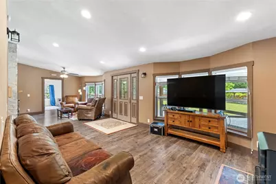 8324 Golden Valley Blvd, Maple Falls, WA 98266 - Photo 8