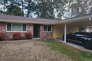 11901 Ainsworth Ave S, Tacoma, WA 98444 - Photo 2