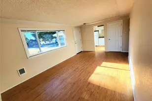 11901 Ainsworth Ave S, Tacoma, WA 98444 - Photo 12