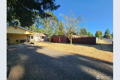 11901 Ainsworth Avenue S, Tacoma, WA 98444 - Photo 26