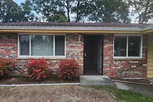 11901 Ainsworth Ave S, Tacoma, WA 98444 - Photo 1