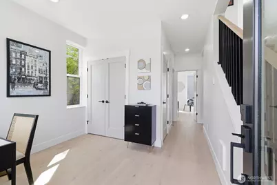 2007 Minor Avenue E, Seattle, WA 98102 - Photo 34