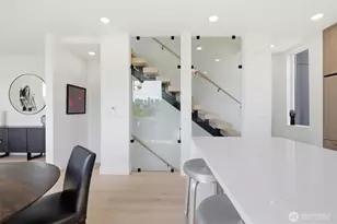 2007 Minor Ave E, Seattle, WA 98102 - Photo 12