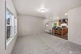 1720 Maple Ln, Kent, WA 98030 - Photo 20