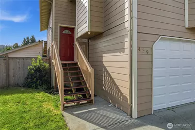 439 Hawthorne Avenue S, Auburn, WA 98047 - Photo 2