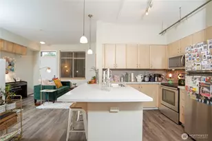 812 5th Ave N, Seattle, WA 98109 - Photo 4