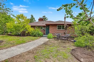 15206 40th Ave S, Tukwila, WA 98188 - Photo 2