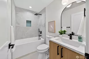 8512 15th Ave NE, Seattle, WA 98115 - Photo 32