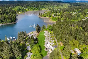105 Lovell Ave SW, Bainbridge Island, WA 98110 - Photo 30