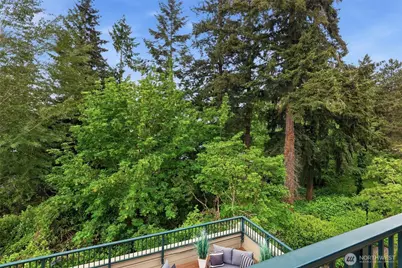 8851 166th Avenue NE #D302, Redmond, WA 98052 - Photo 28
