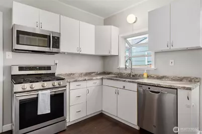 6235 S Lawrence Street, Tacoma, WA 98409 - Photo 18