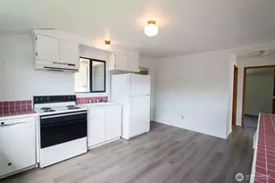 9407 15th St NE, Lake Stevens, WA 98258 - Photo 14