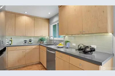 12515 SE 171st Street, Renton, WA 98058 - Photo 10