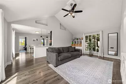 407 E Wright Ave, Tacoma, WA 98404 - Photo 8