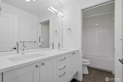 12109 NE 105th St, Kirkland, WA 98033 - Photo 28