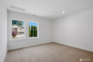 12109 NE 105th St, Kirkland, WA 98033 - Photo 26