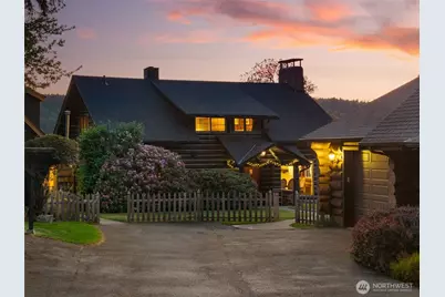 4617 Erlands Point Road NW, Bremerton, WA 98312 - Photo 2