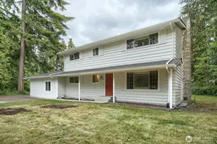 2107 SW 316th St, Federal Way, WA 98023 - Photo 1