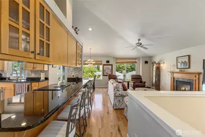 6027 Osprey Circle, Bremerton, WA 98312 - Photo 4