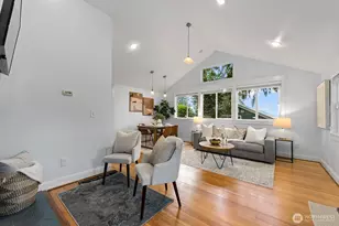 1516 NE 96th St, Seattle, WA 98115 - Photo 4