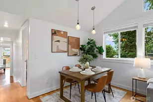 1516 NE 96th St, Seattle, WA 98115 - Photo 6