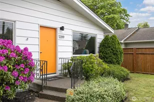 1209 Grover St, Lynden, WA 98264 - Photo 4