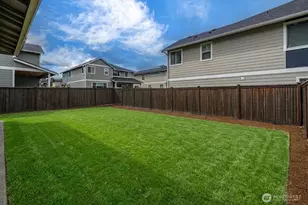 22992 SE Sycamore St, Black Diamond, WA 98010 - Photo 28